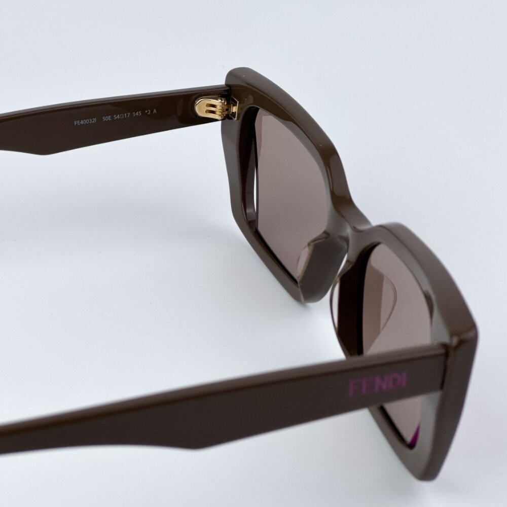 Fendi Women BRAND NEW Sunglasses Truffle Light Brown Geometric FE40032I 50E - Picture 8 of 9